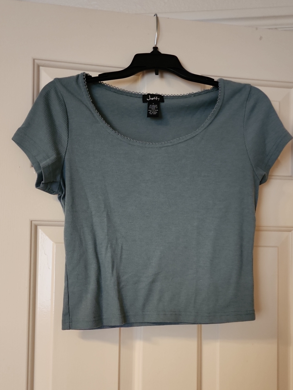 Justify Ribbed Scoop Neck Crop Top in Dusty Teal
